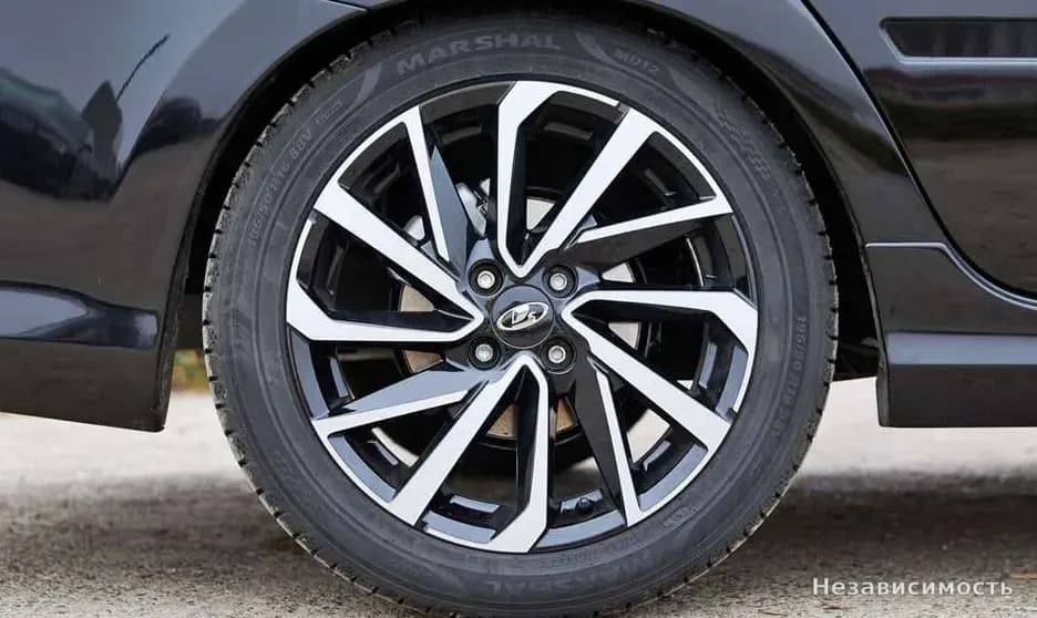 Новый Lada Granta Sportline Лифтбек I Рестайлинг — фото 15