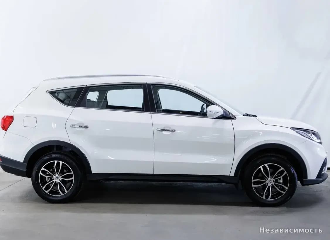 Новый Dongfeng 580 I Рестайлинг — фото 5