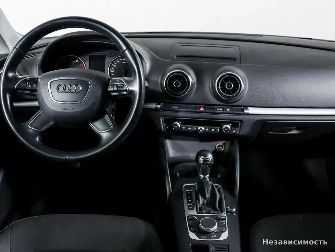 Audi A3 2014 с пробегом — фото 9