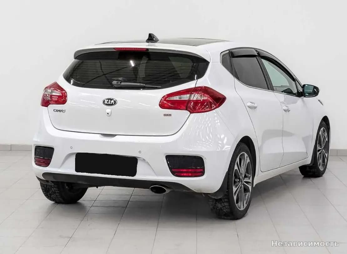 KIA Ceed 2017 с пробегом — фото 5