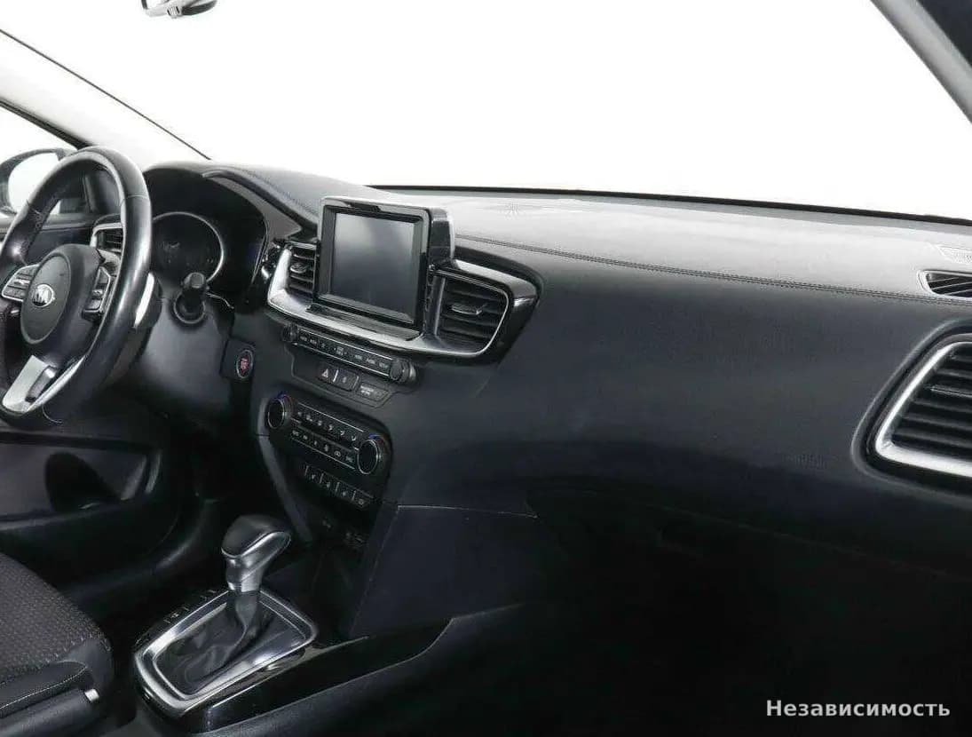 KIA Ceed 2019 с пробегом — фото 10