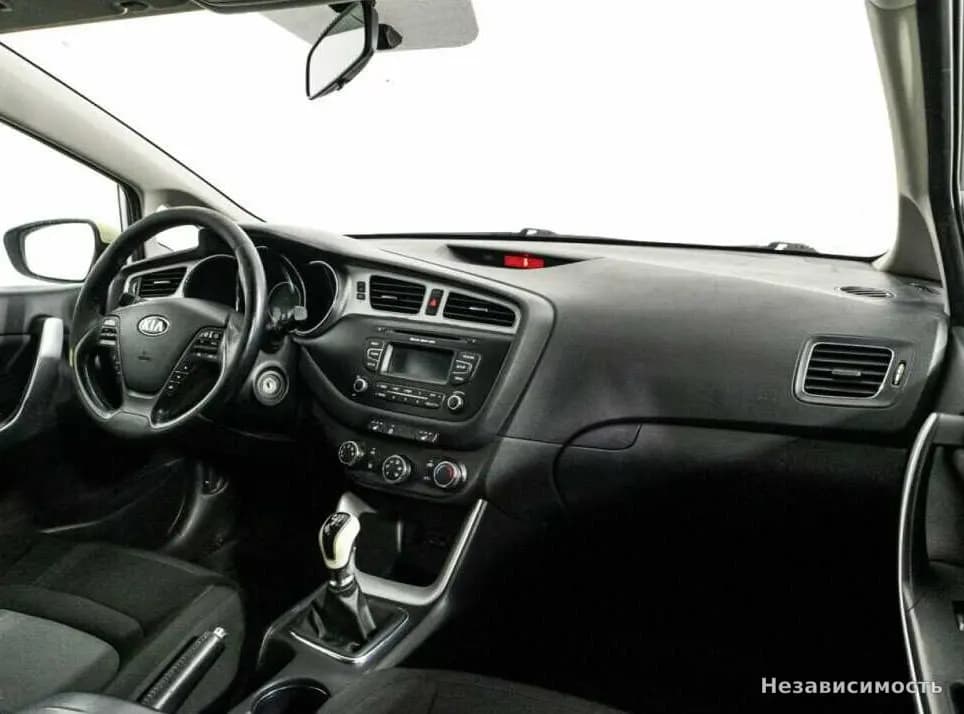 KIA Ceed 2012 с пробегом — фото 9