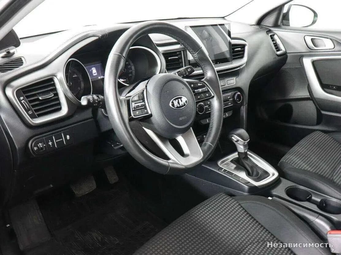 KIA Ceed 2019 с пробегом — фото 8