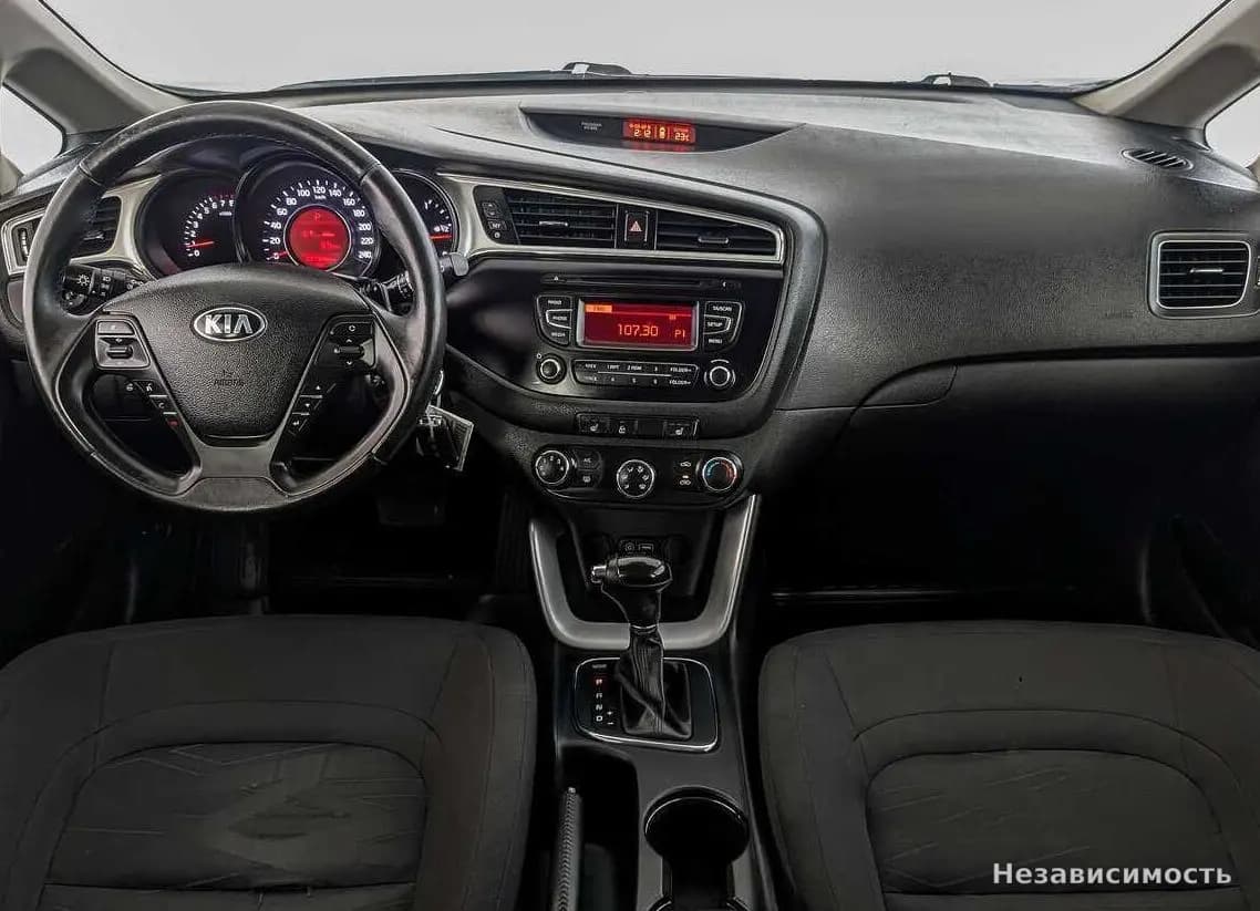 KIA Ceed 2017 с пробегом — фото 10