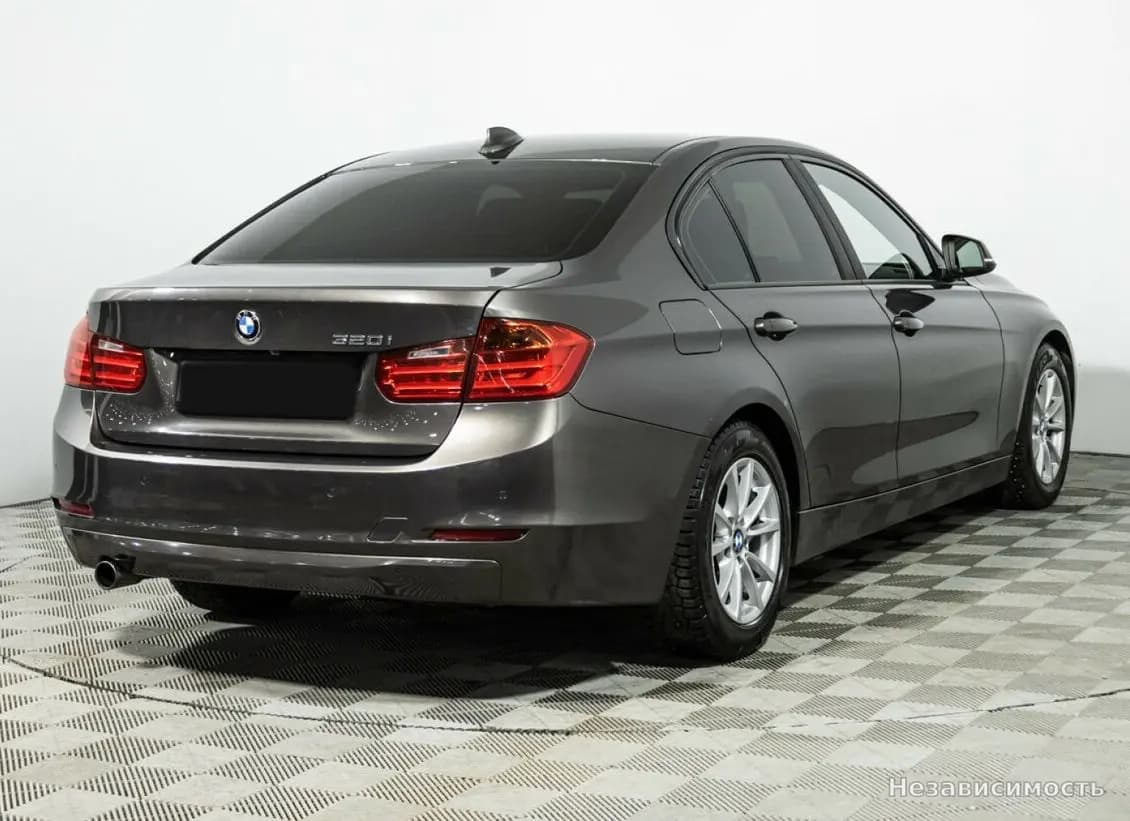 BMW 3 серии 2015 с пробегом — фото 5