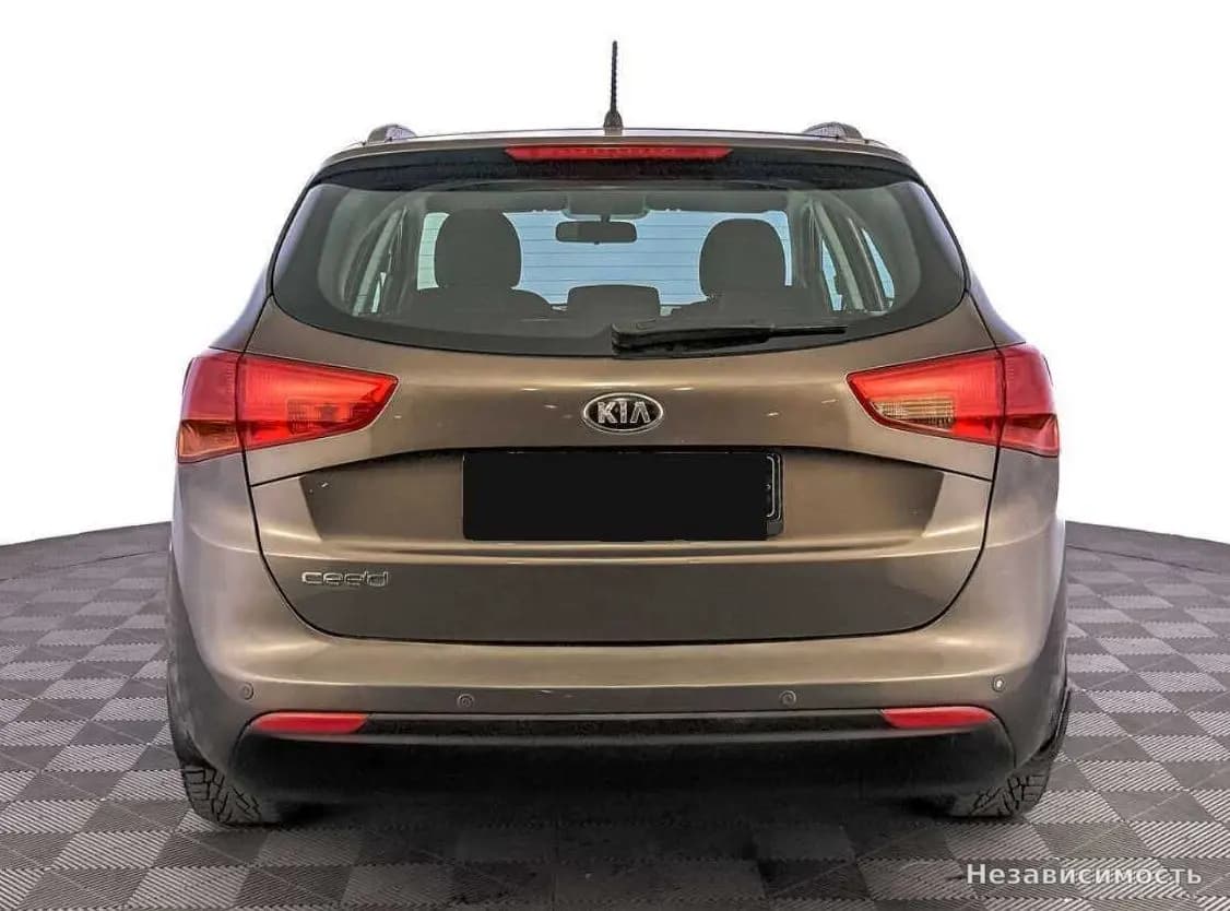 KIA Ceed 2015 с пробегом — фото 6