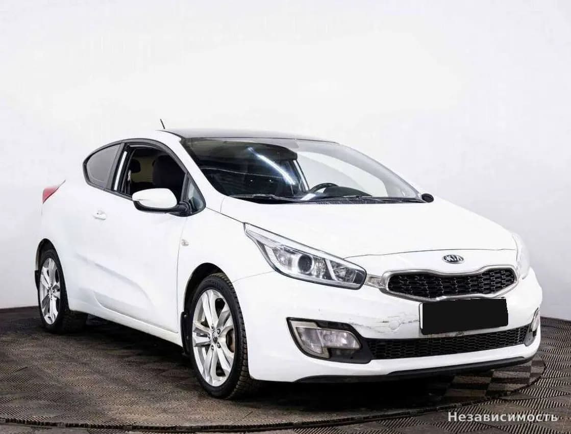 KIA Ceed 2014 с пробегом — фото 3