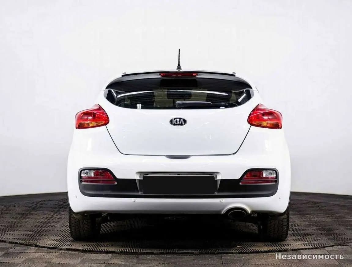 KIA Ceed 2014 с пробегом — фото 5