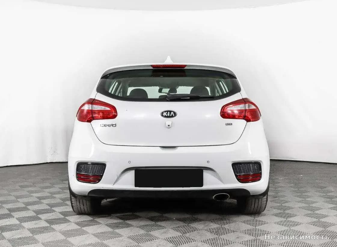 KIA Ceed 2018 с пробегом — фото 4