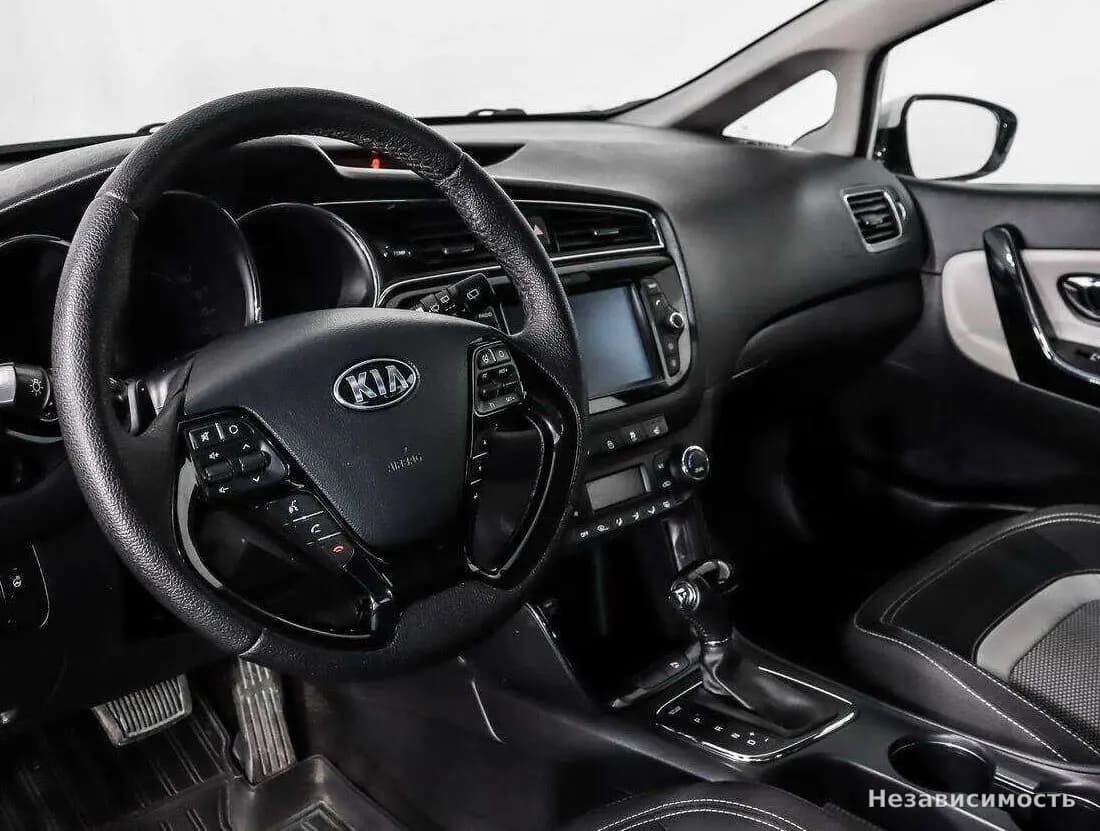 KIA Ceed 2018 с пробегом — фото 7