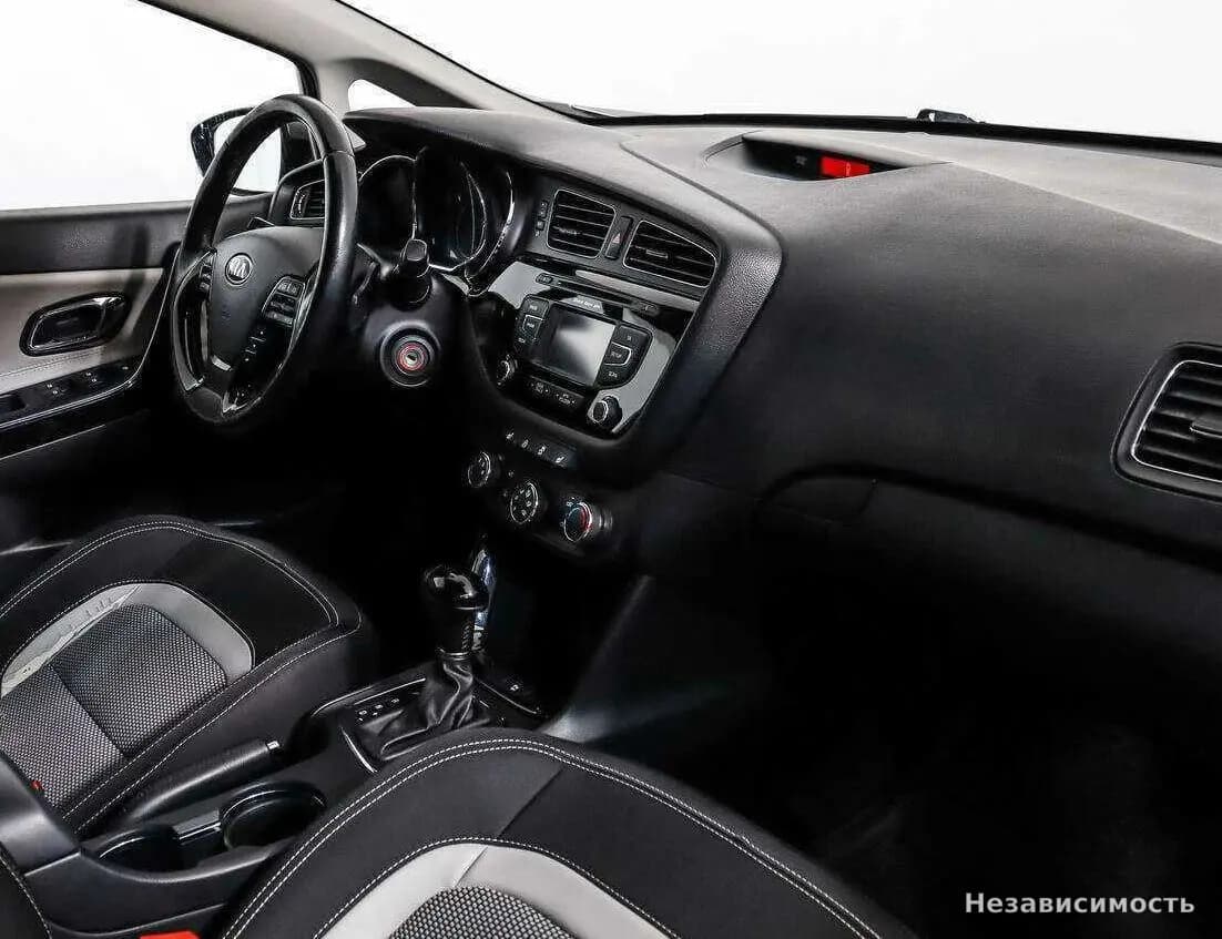 KIA Ceed 2014 с пробегом — фото 10