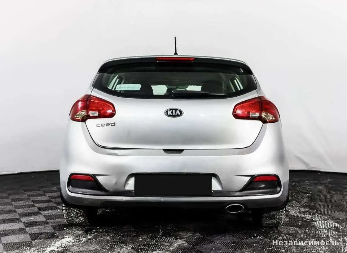 KIA Ceed 2013 с пробегом — фото 6