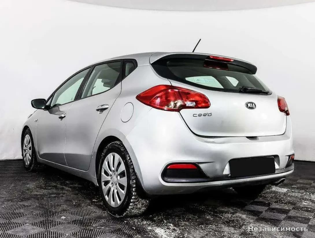 KIA Ceed 2013 с пробегом — фото 7
