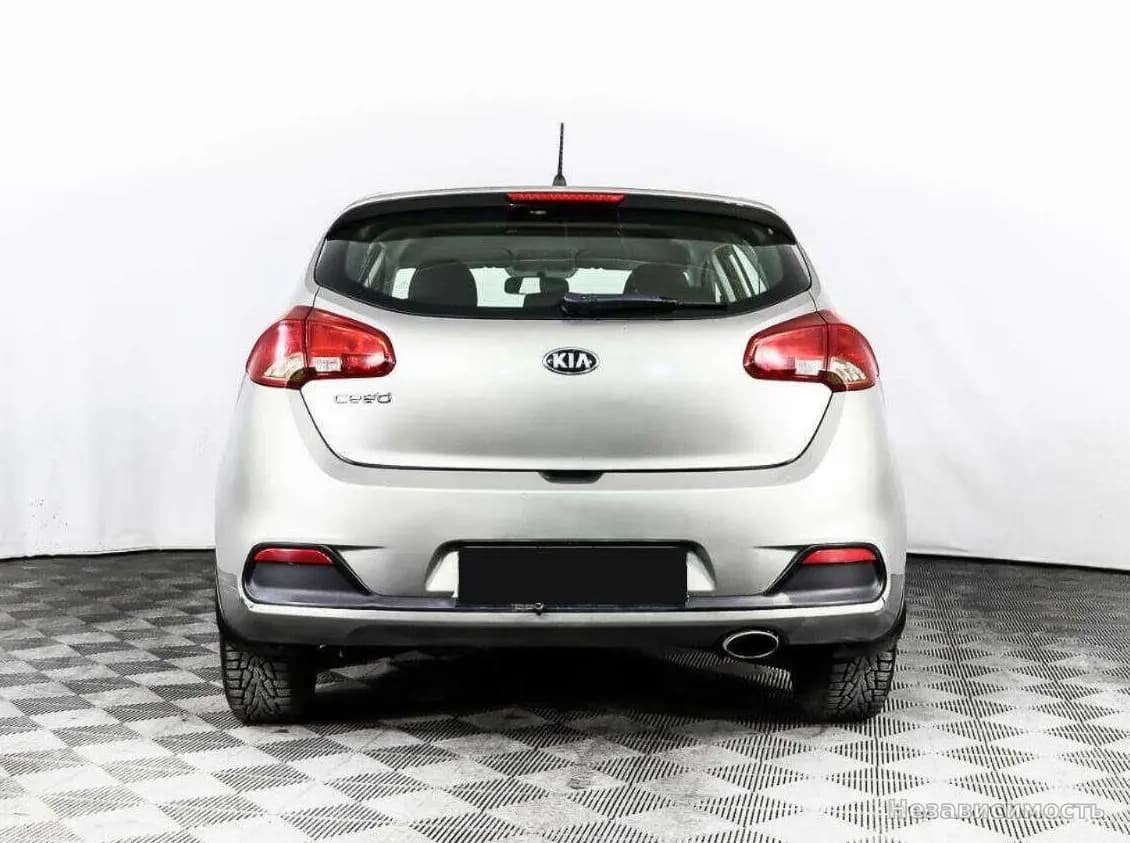 KIA Ceed 2013 с пробегом — фото 5