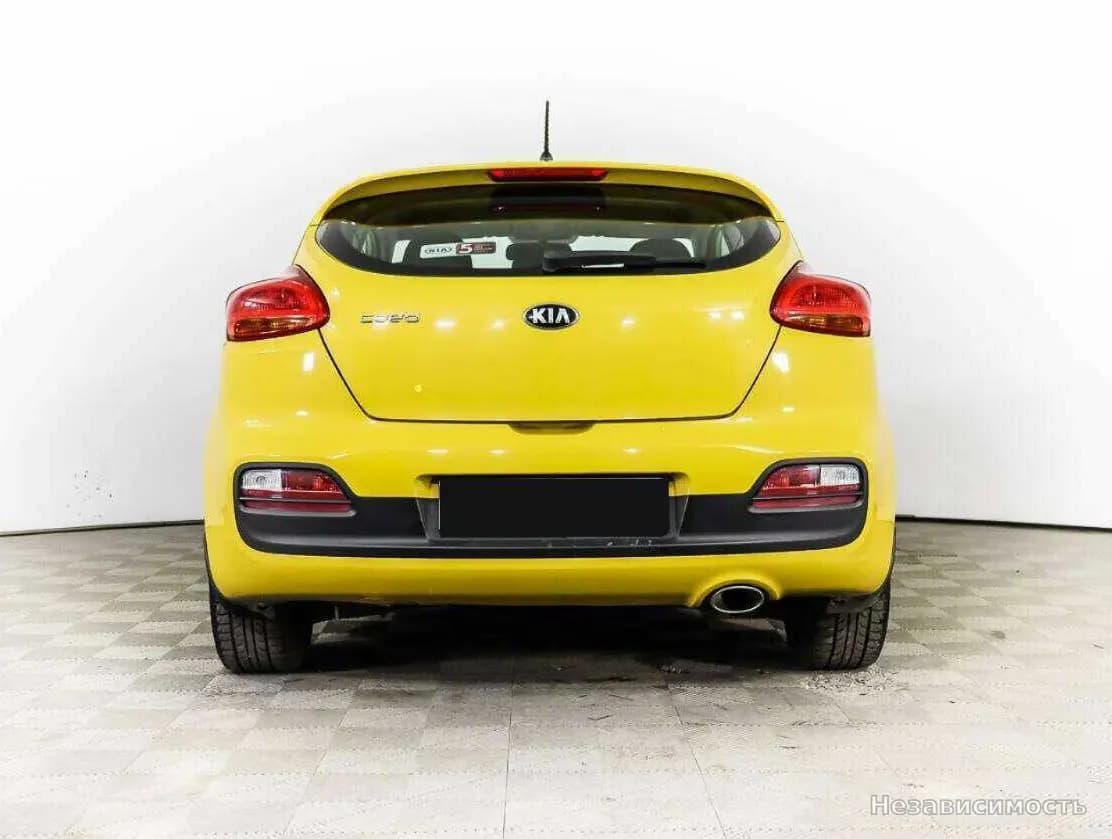KIA Ceed 2015 с пробегом — фото 6