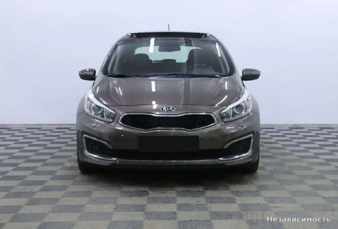 KIA Ceed 2015 с пробегом — фото 5