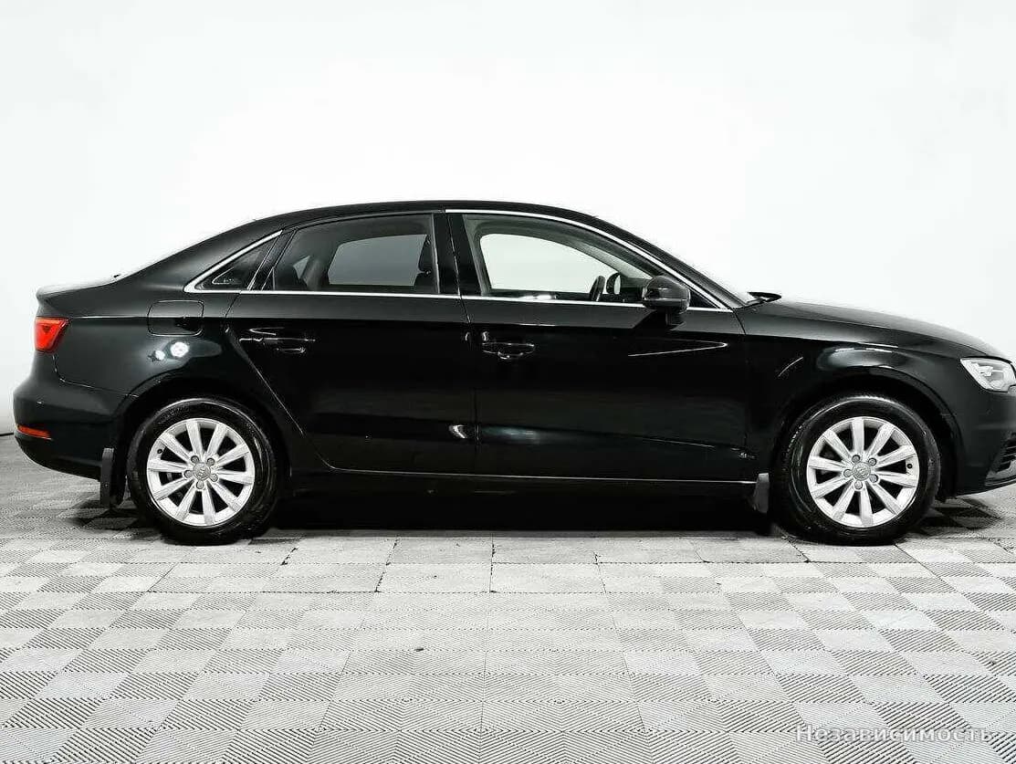 Audi A3 2016 с пробегом — фото 4