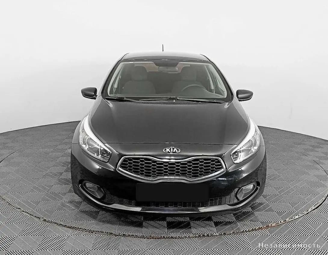 KIA Ceed 2015 с пробегом — фото 2