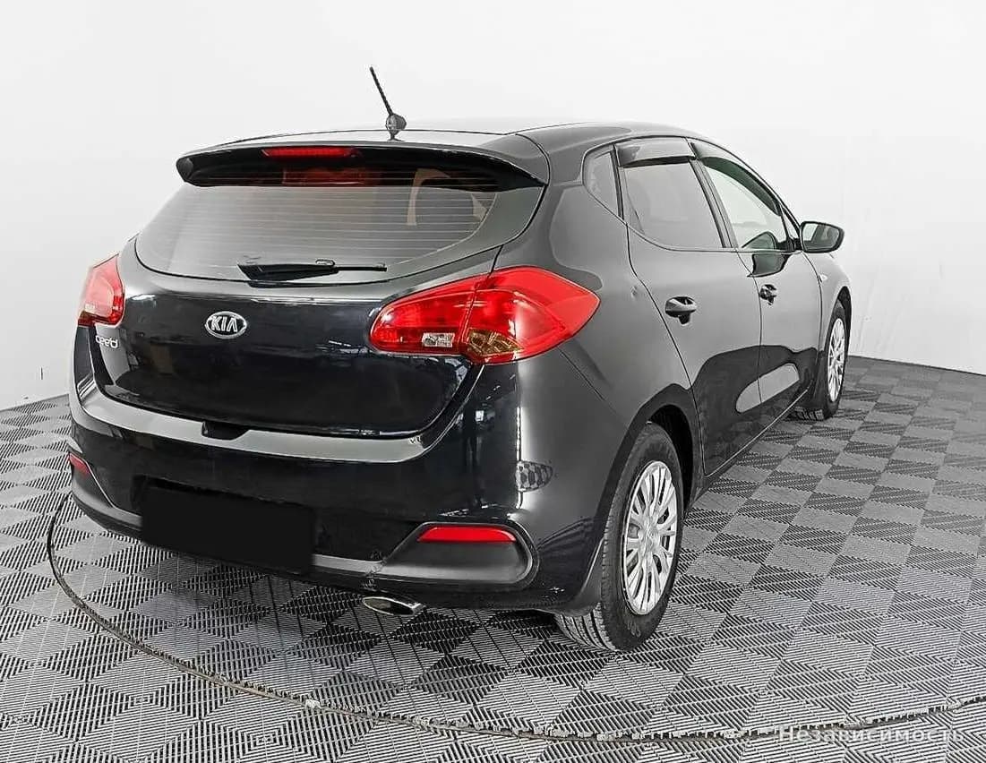KIA Ceed 2015 с пробегом — фото 5