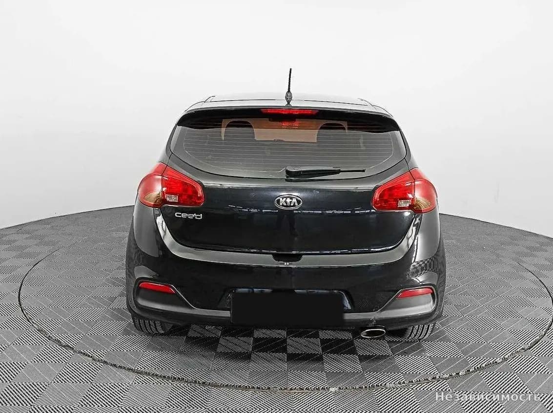 KIA Ceed 2015 с пробегом — фото 6