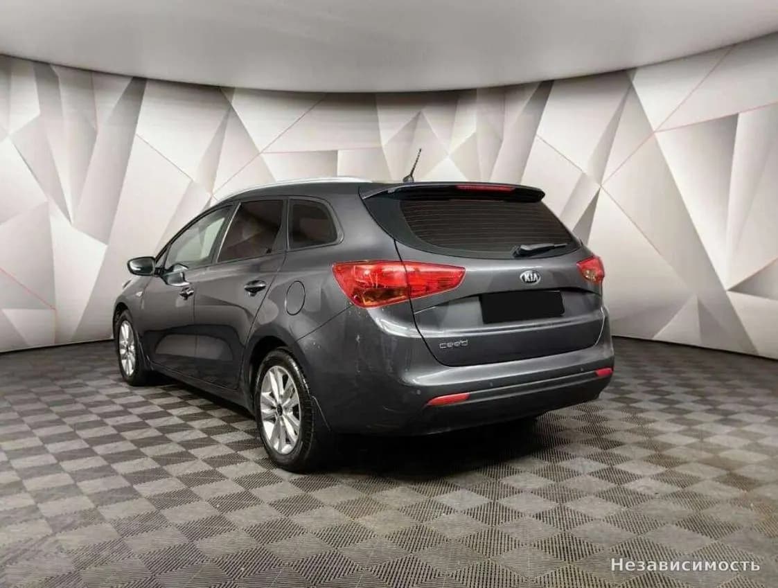 KIA Ceed 2015 с пробегом — фото 4