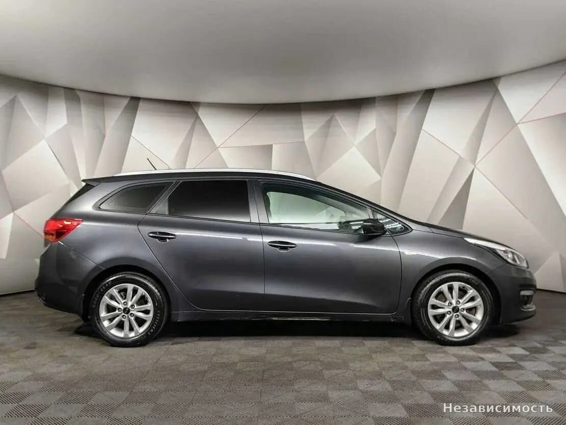 KIA Ceed 2015 с пробегом — фото 6
