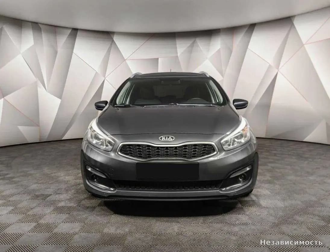 KIA Ceed 2015 с пробегом — фото 7