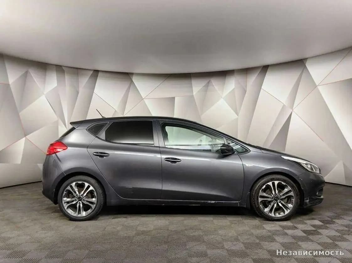 KIA Ceed 2014 с пробегом — фото 6