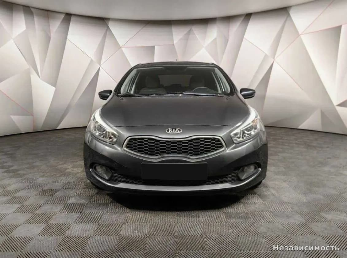 KIA Ceed 2014 с пробегом — фото 7