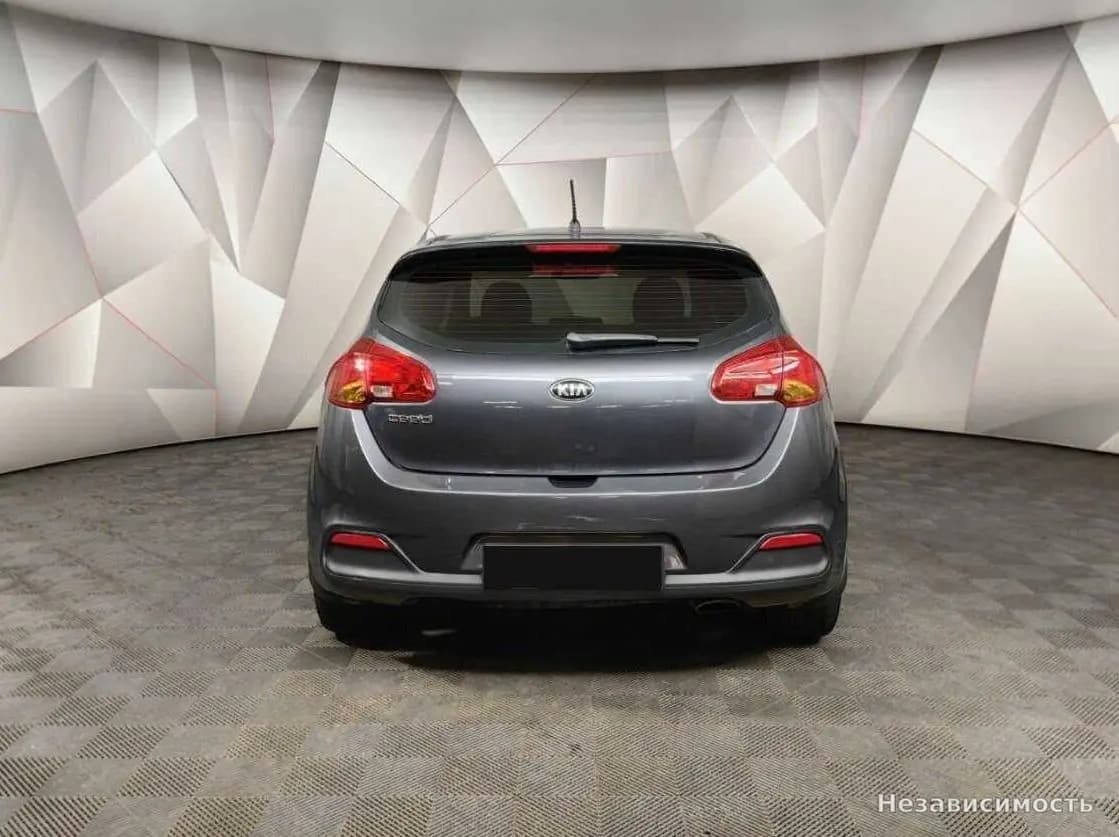 KIA Ceed 2014 с пробегом — фото 8