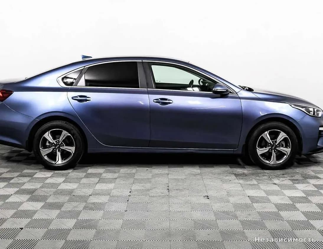 KIA Cerato 2018 с пробегом — фото 4