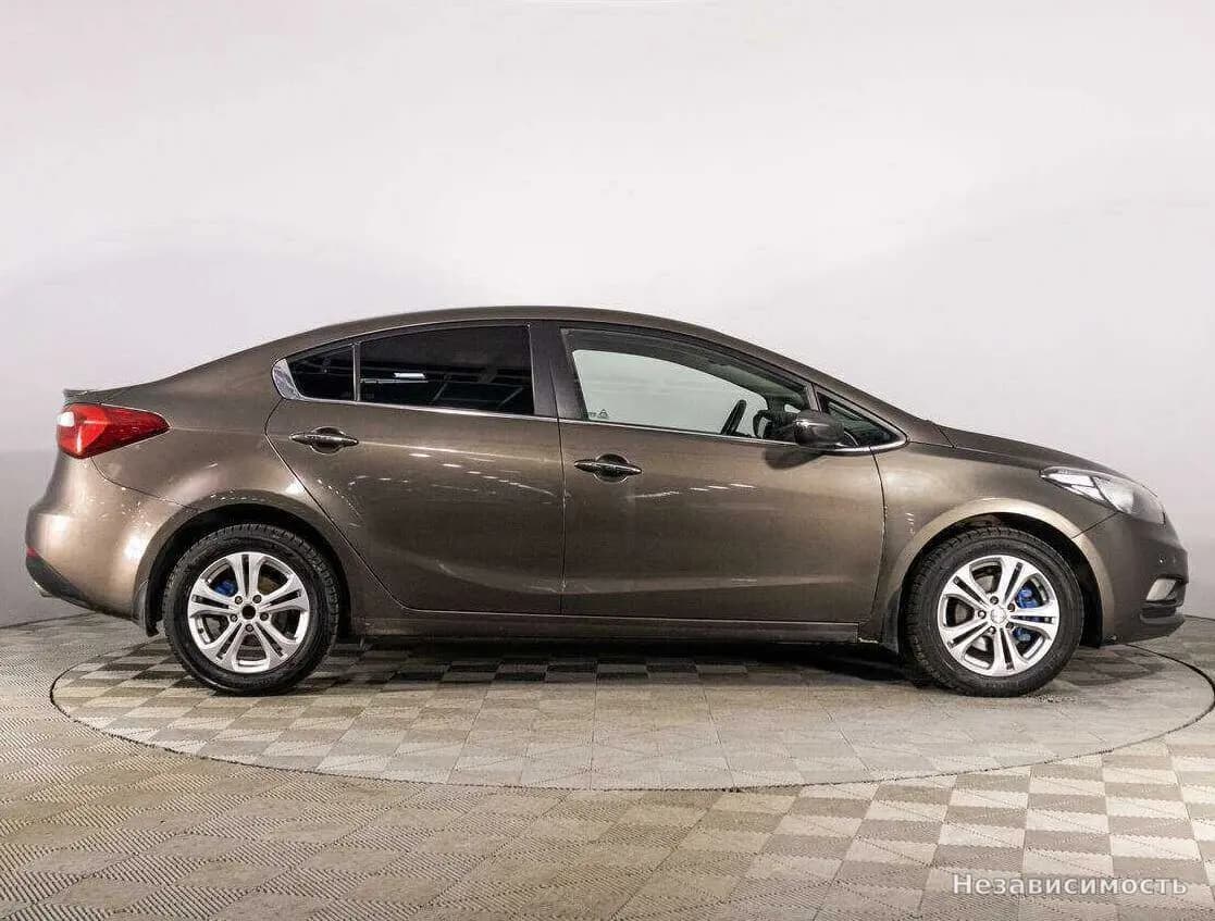KIA Cerato 2014 с пробегом — фото 4