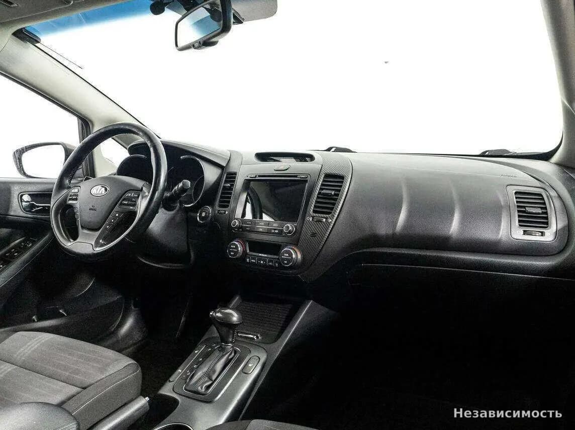 KIA Cerato 2014 с пробегом — фото 9