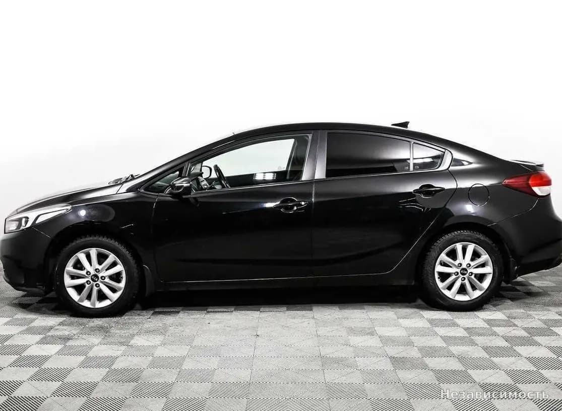 KIA Cerato 2017 с пробегом — фото 8