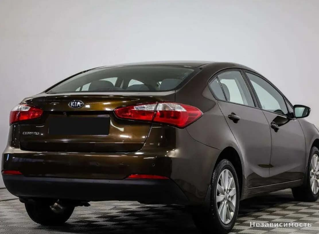 KIA Cerato 2015 с пробегом — фото 4