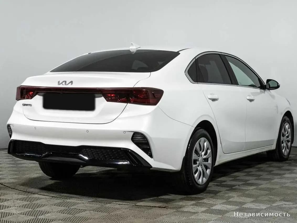 KIA Cerato 2022 с пробегом — фото 5