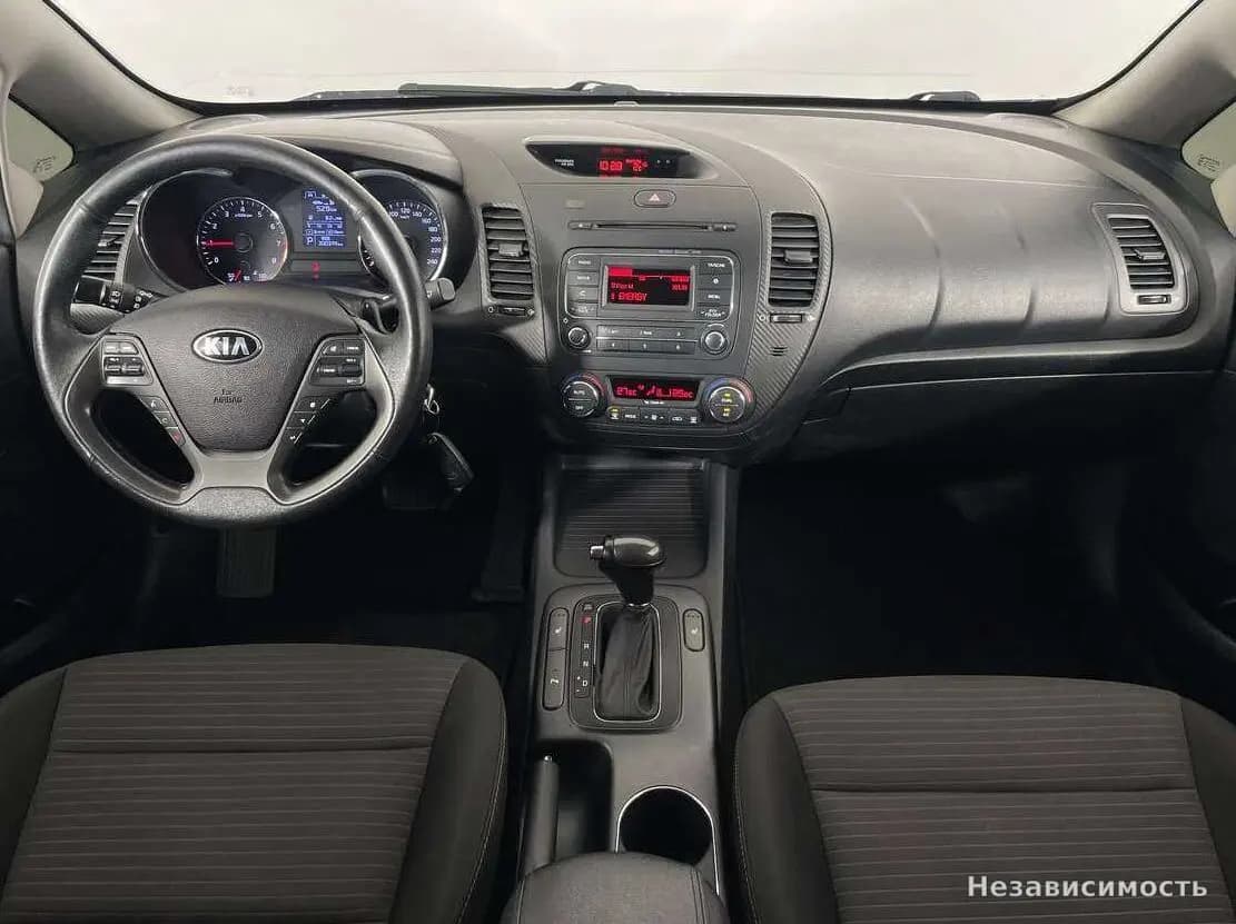 KIA Cerato 2014 с пробегом — фото 9