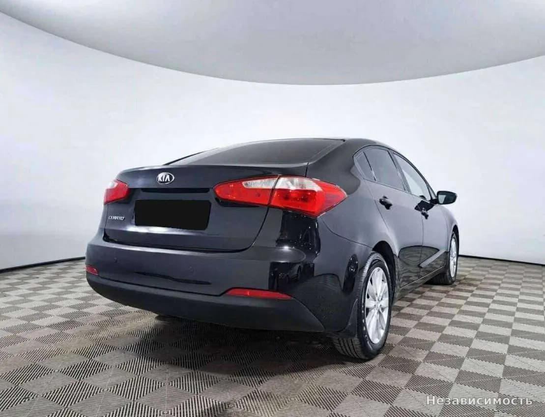 KIA Cerato 2014 с пробегом — фото 5
