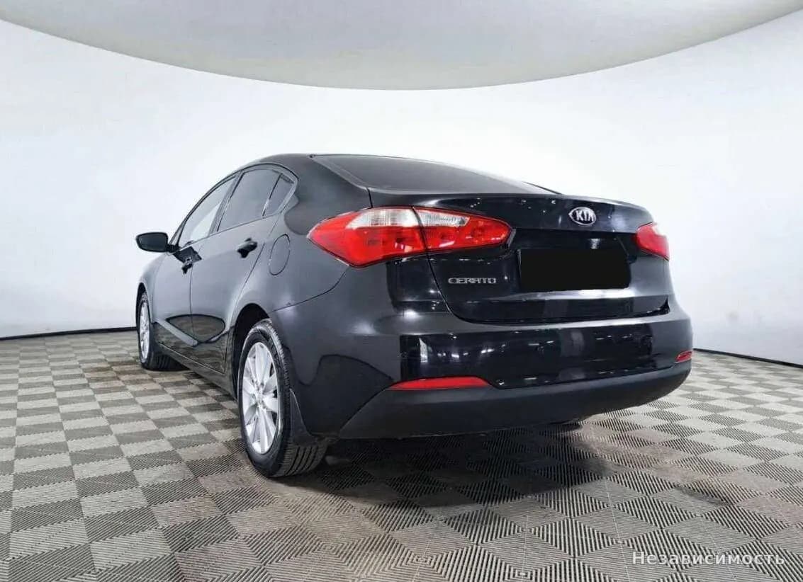 KIA Cerato 2014 с пробегом — фото 7