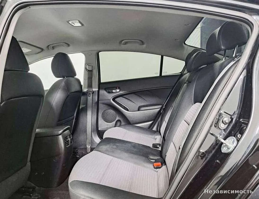 KIA Cerato 2014 с пробегом — фото 10