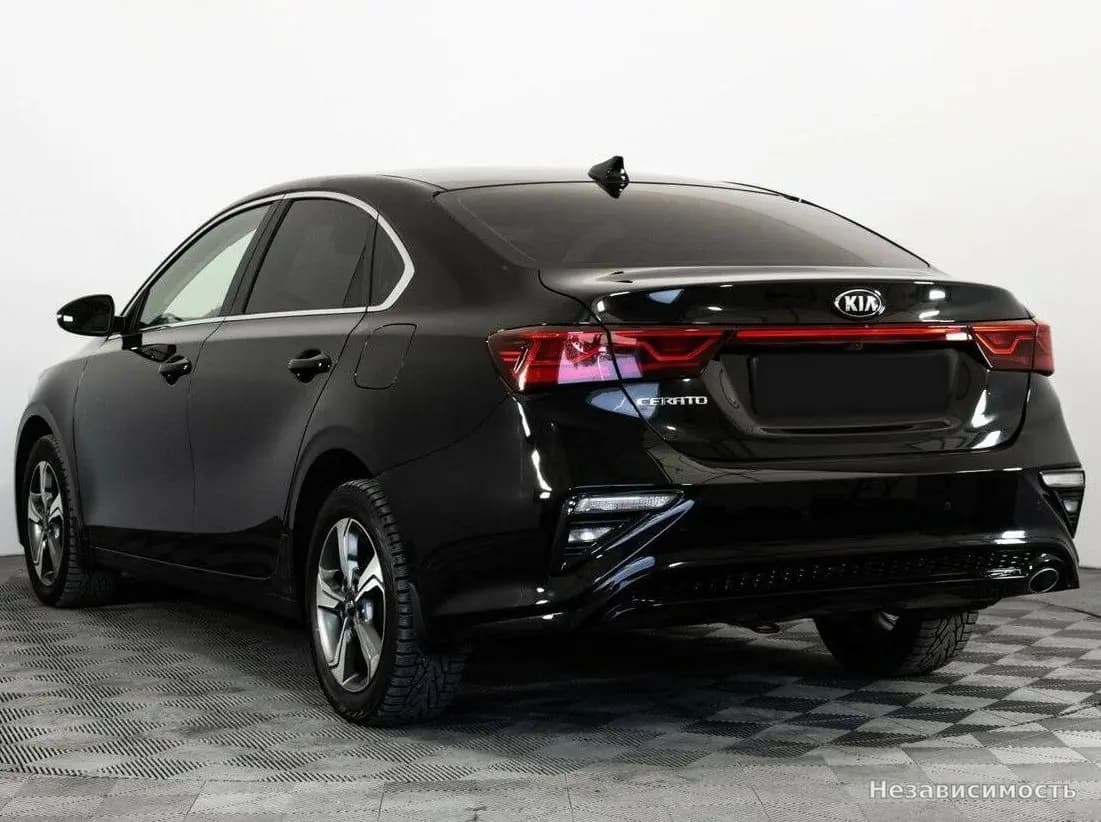 KIA Cerato 2019 с пробегом — фото 6