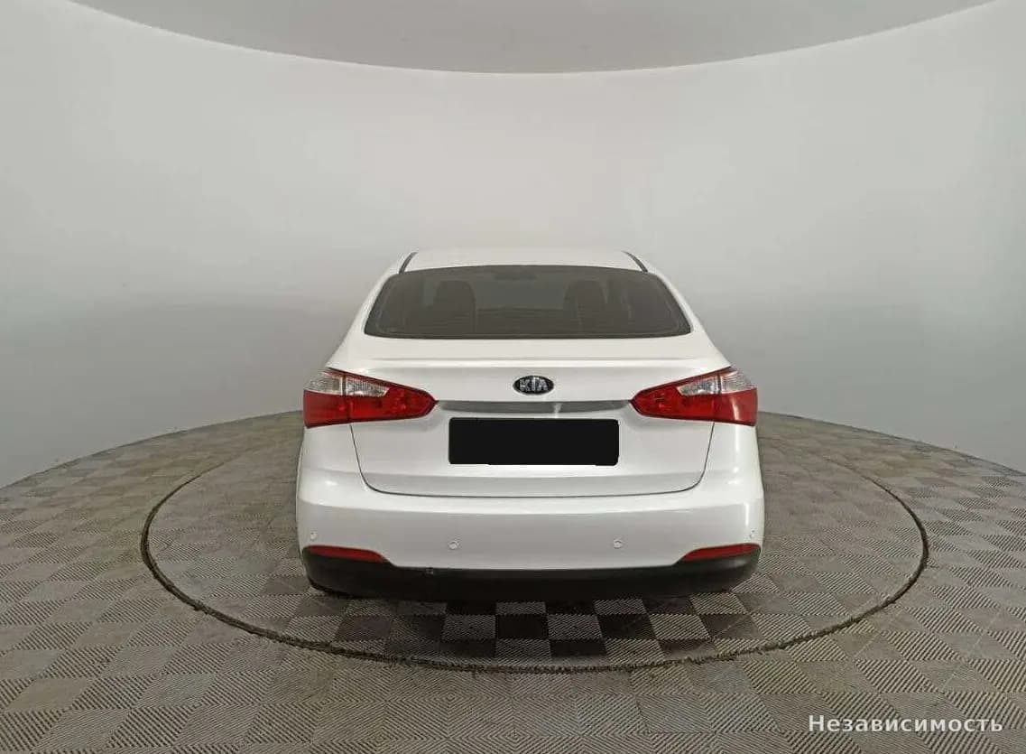 KIA Cerato 2016 с пробегом — фото 6