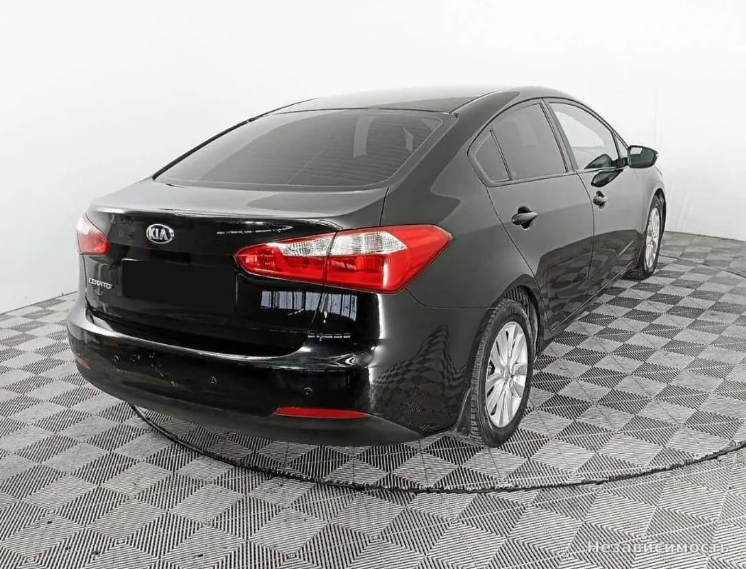 KIA Cerato 2013 с пробегом — фото 5