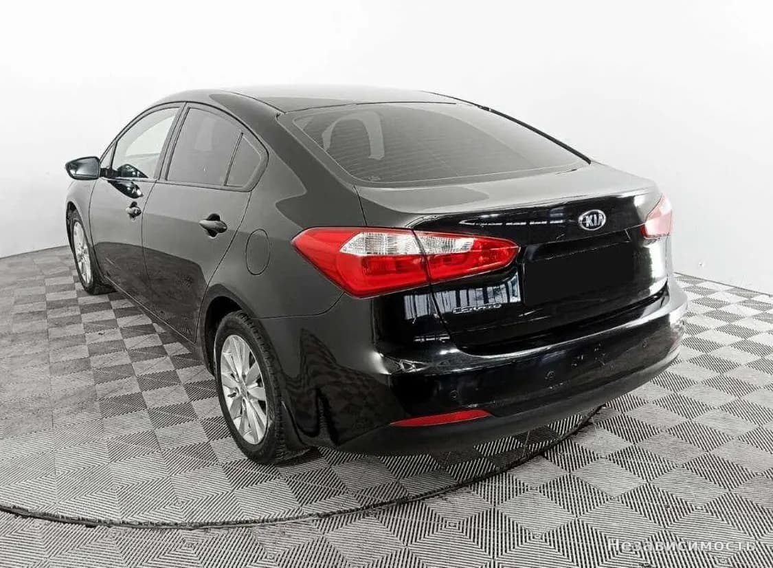 KIA Cerato 2013 с пробегом — фото 7