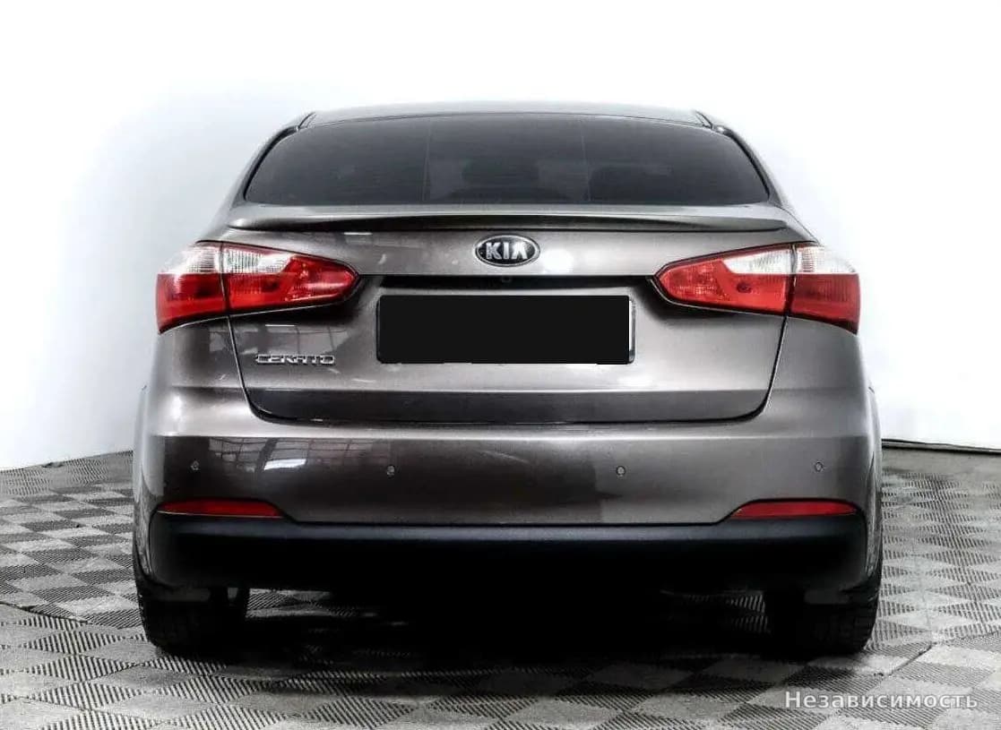 KIA Cerato 2015 с пробегом — фото 5
