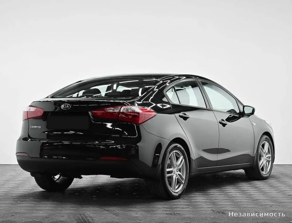 KIA Cerato 2015 с пробегом — фото 4