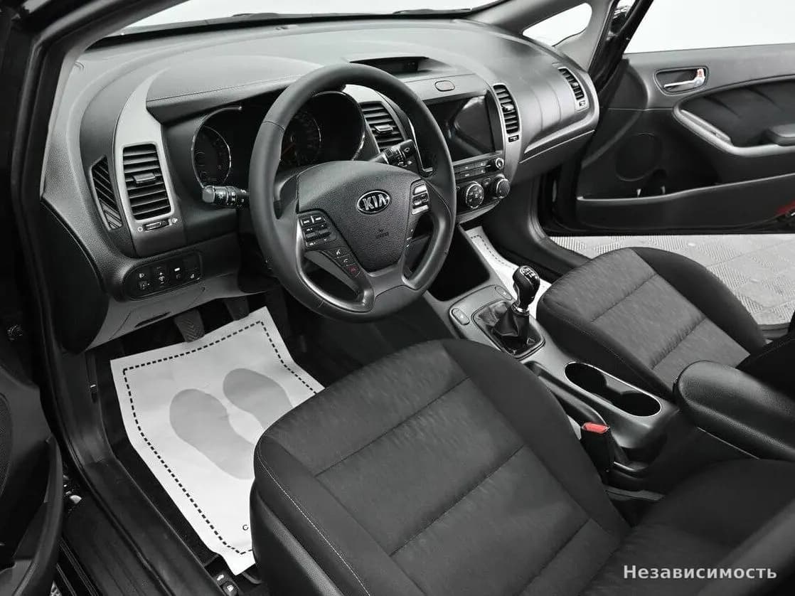 KIA Cerato 2015 с пробегом — фото 8