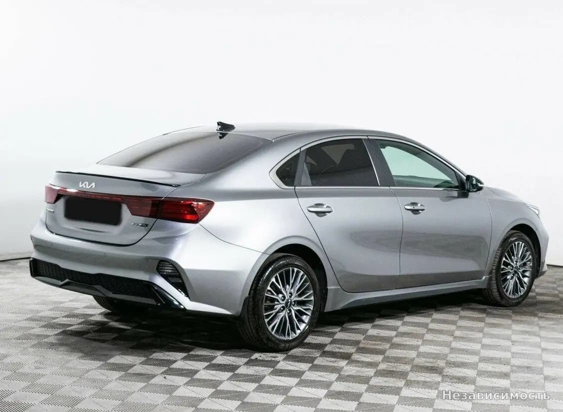 KIA Cerato 2021 с пробегом — фото 4