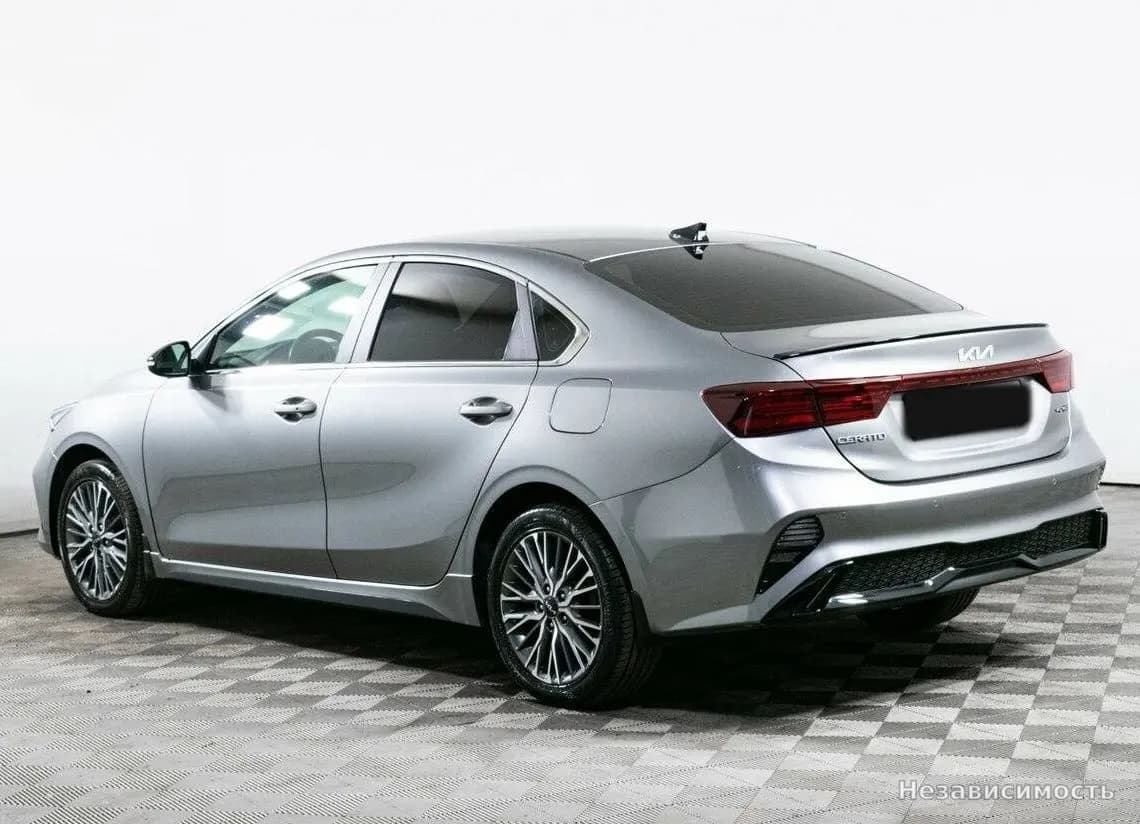 KIA Cerato 2021 с пробегом — фото 6