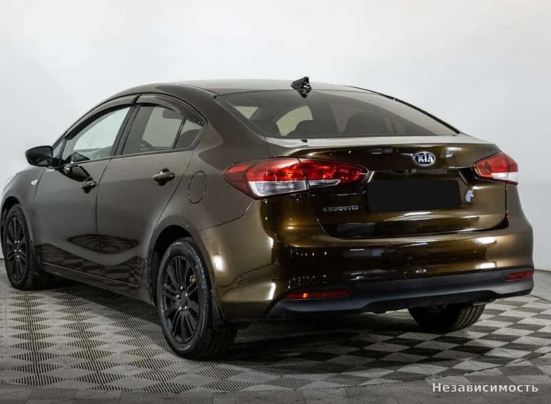 KIA Cerato 2018 с пробегом — фото 6
